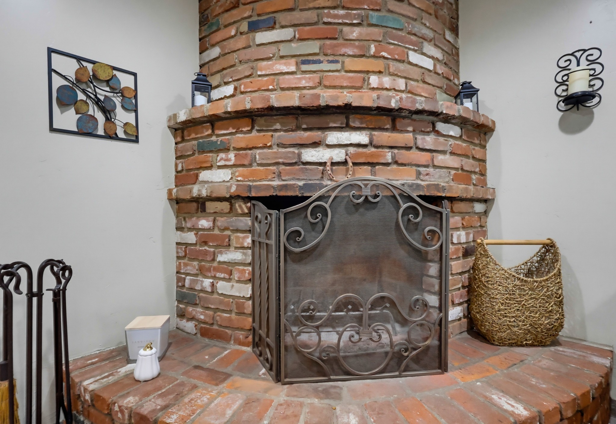 Virtual tour photo 62 of 113 for 10904 La Mirada Blvd
