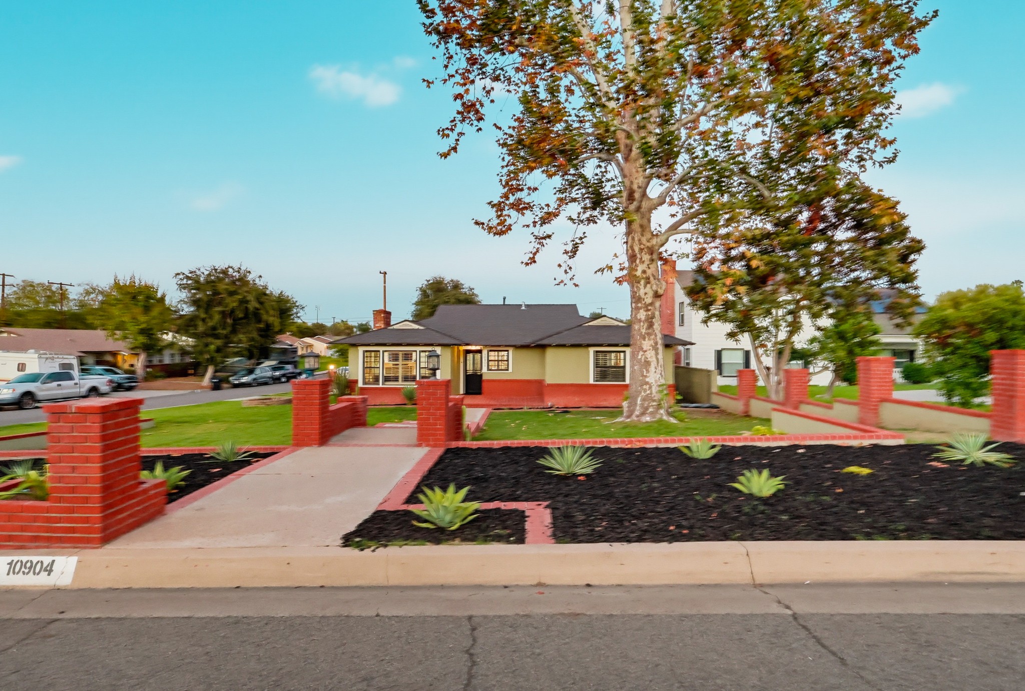 Virtual tour photo 84 of 113 for 10904 La Mirada Blvd