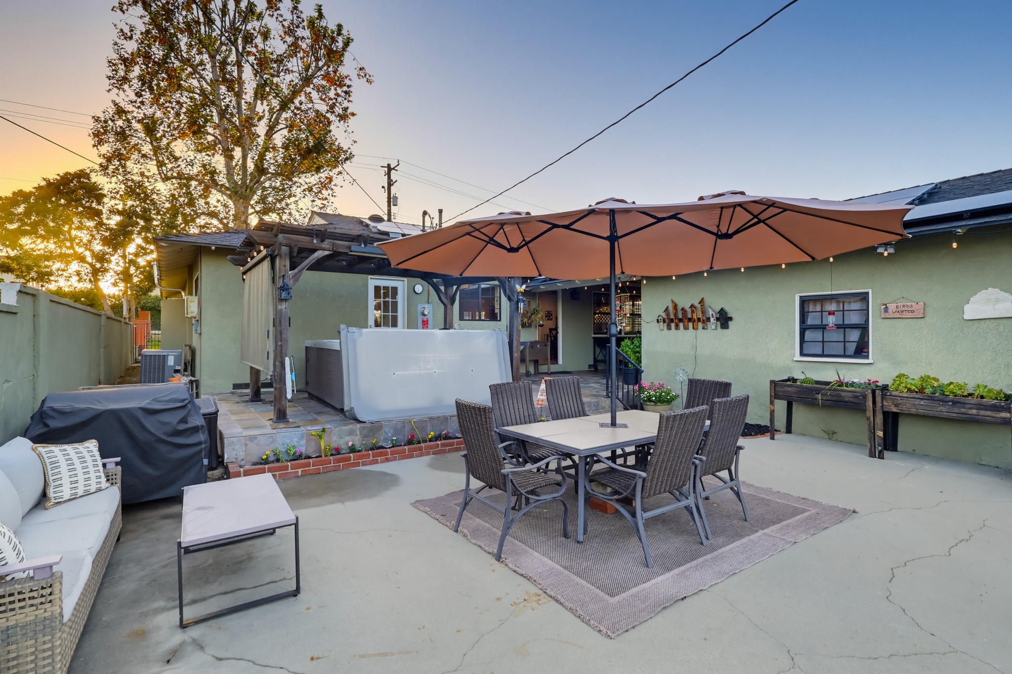 Virtual tour photo 102 of 113 for 10904 La Mirada Blvd