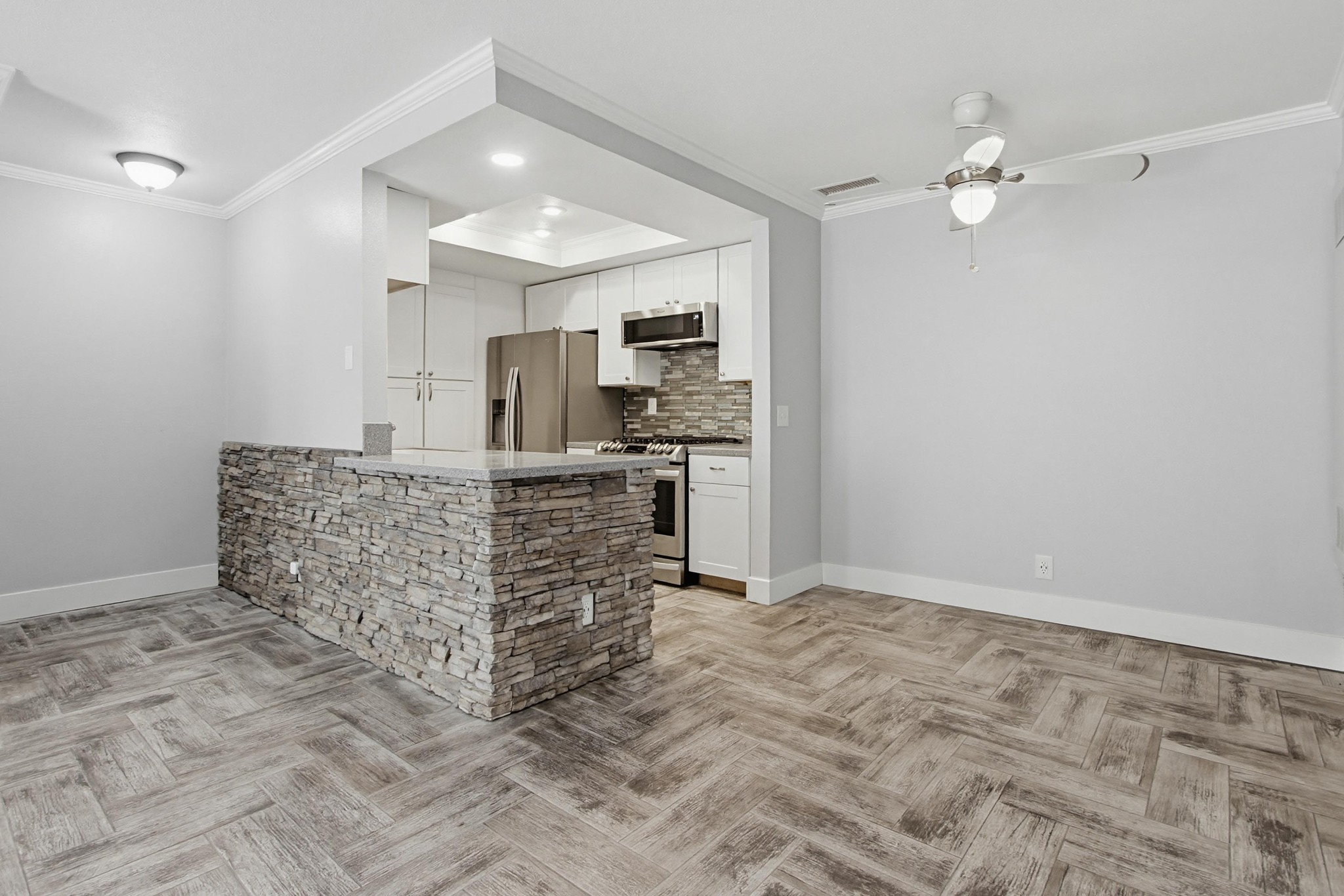 Virtual tour photo 13 of 41 for 1091 Shadowridge Dr UNIT 115