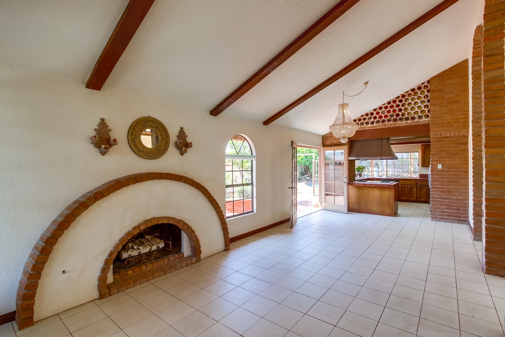 Virtual tour photo 6 of 62 for 10910 Ironwood Rd