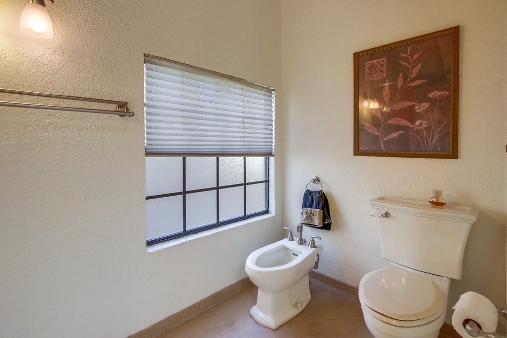Virtual tour photo 26 of 62 for 10910 Ironwood Rd