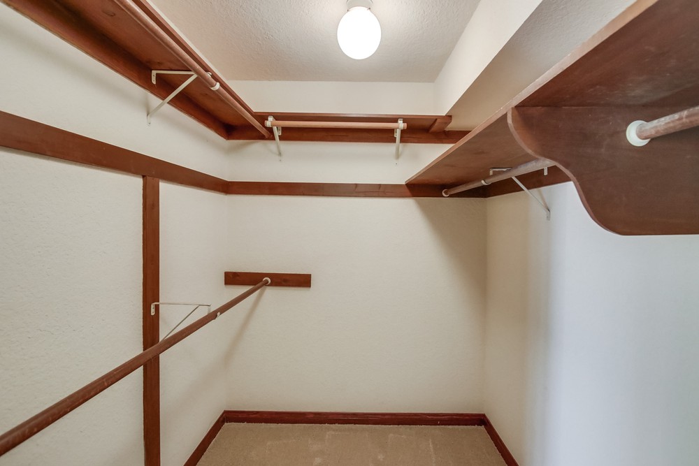 Virtual tour photo 28 of 62 for 10910 Ironwood Rd