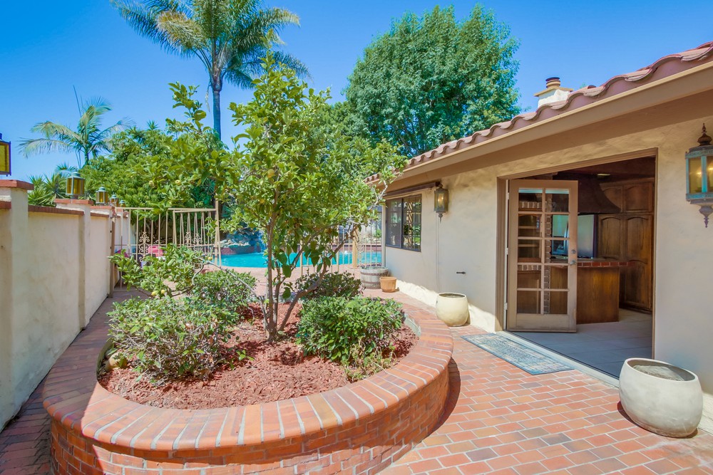 Virtual tour photo 53 of 62 for 10910 Ironwood Rd