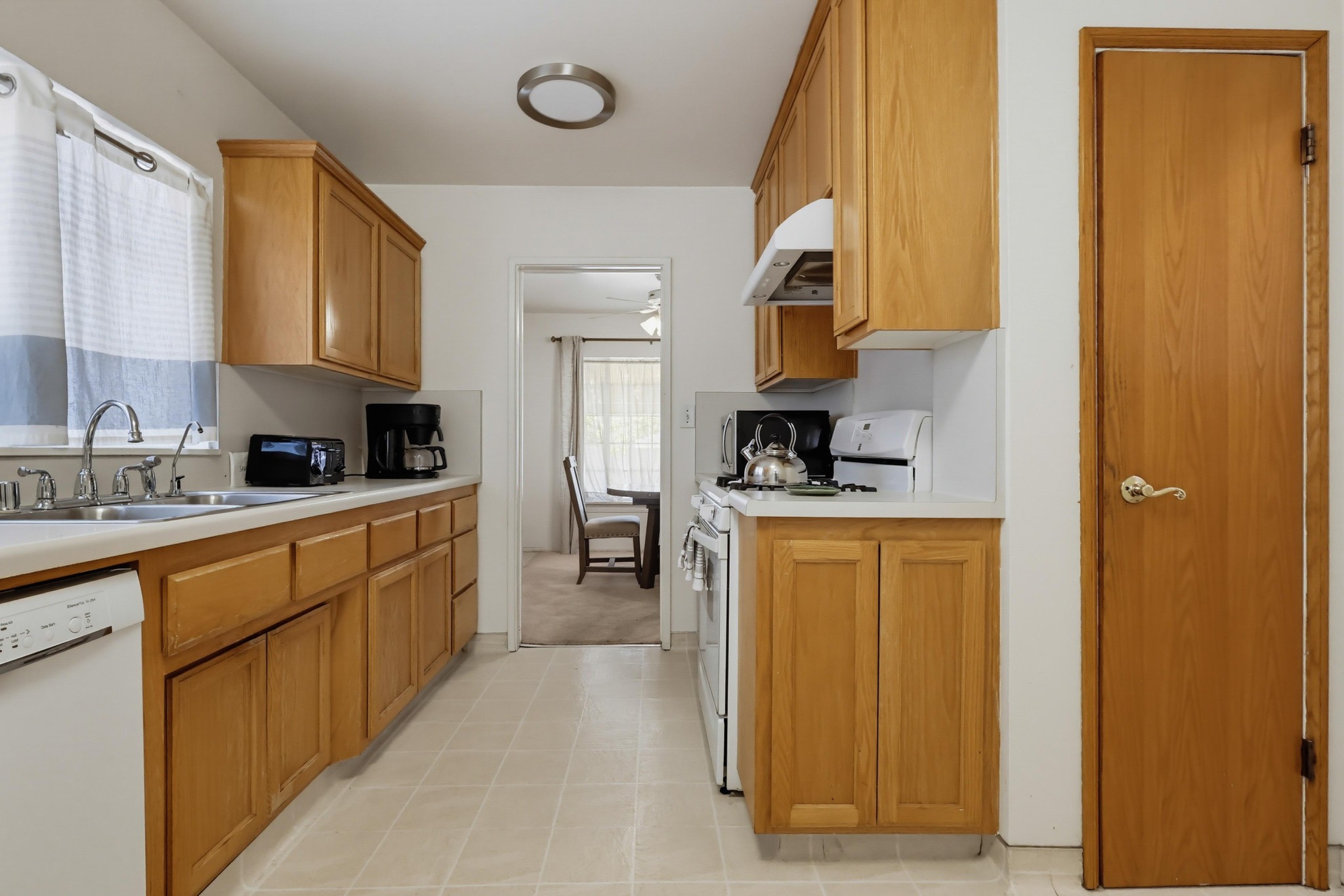 Virtual tour photo 25 of 61 for 10912 Molette St