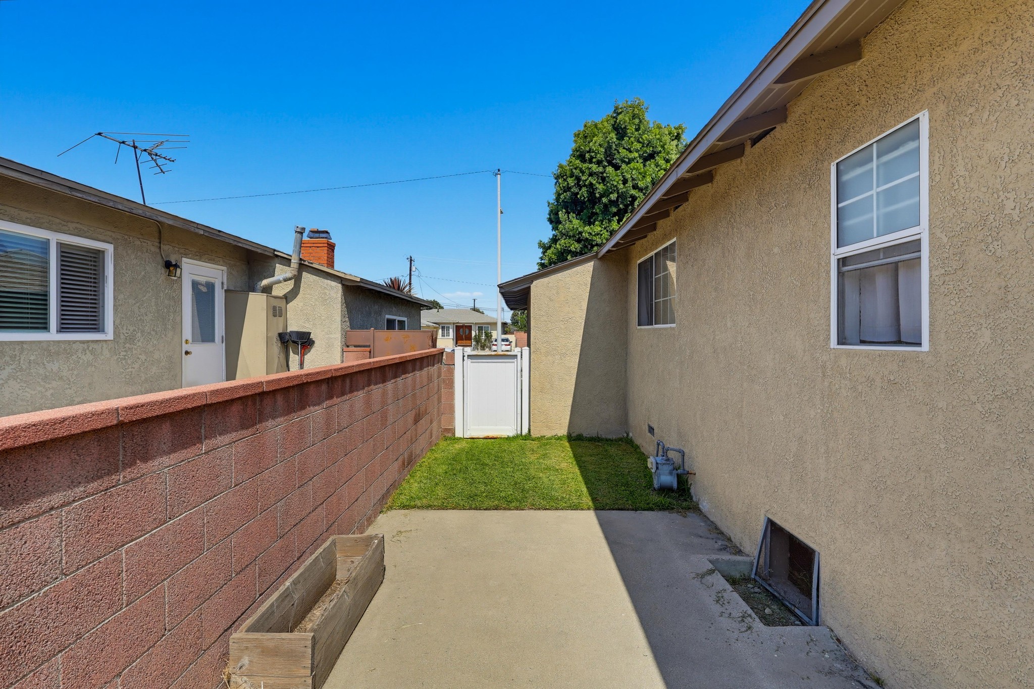 Virtual tour photo 60 of 61 for 10912 Molette St