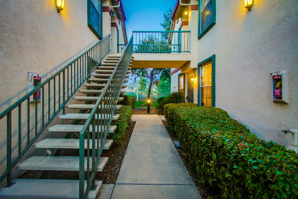 Virtual tour photo 1 of 61 for 10914 Sabre Hill Dr #331
