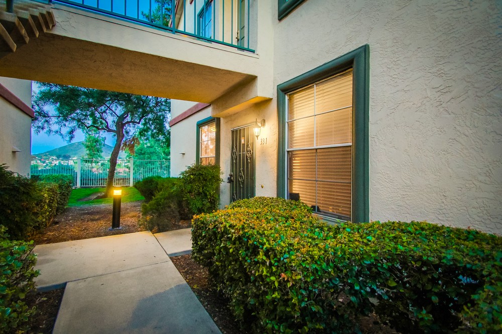 Virtual tour photo 3 of 61 for 10914 Sabre Hill Dr #331