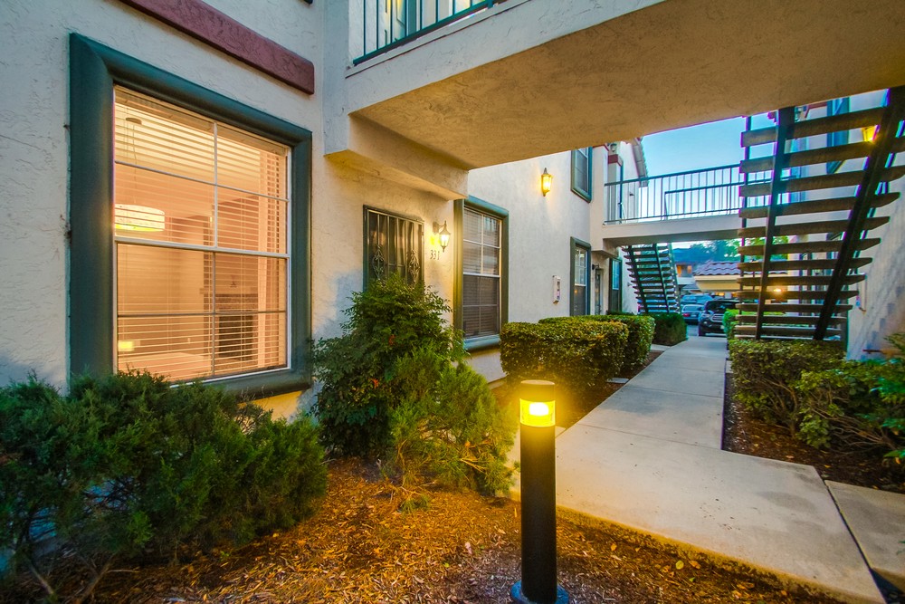 Virtual tour photo 4 of 61 for 10914 Sabre Hill Dr #331