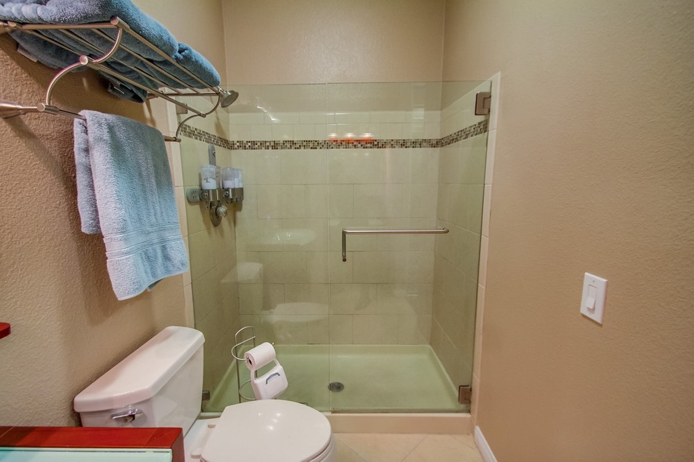 Virtual tour photo 37 of 61 for 10914 Sabre Hill Dr #331