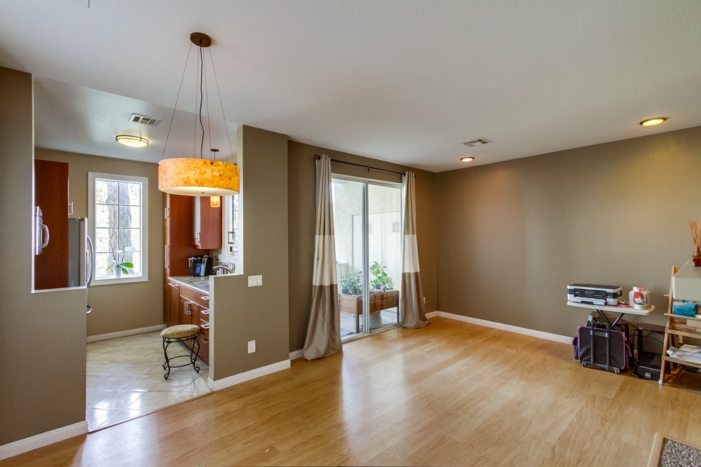 Virtual tour photo 8 of 30 for 10914 Sabre Hill Dr #331