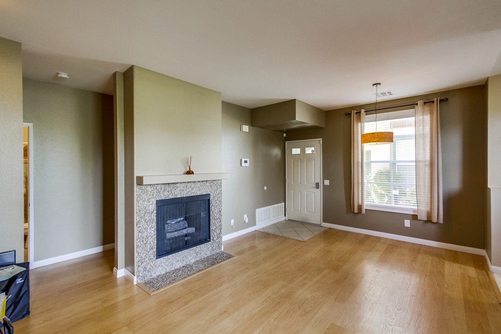 Virtual tour photo 10 of 30 for 10914 Sabre Hill Dr #331