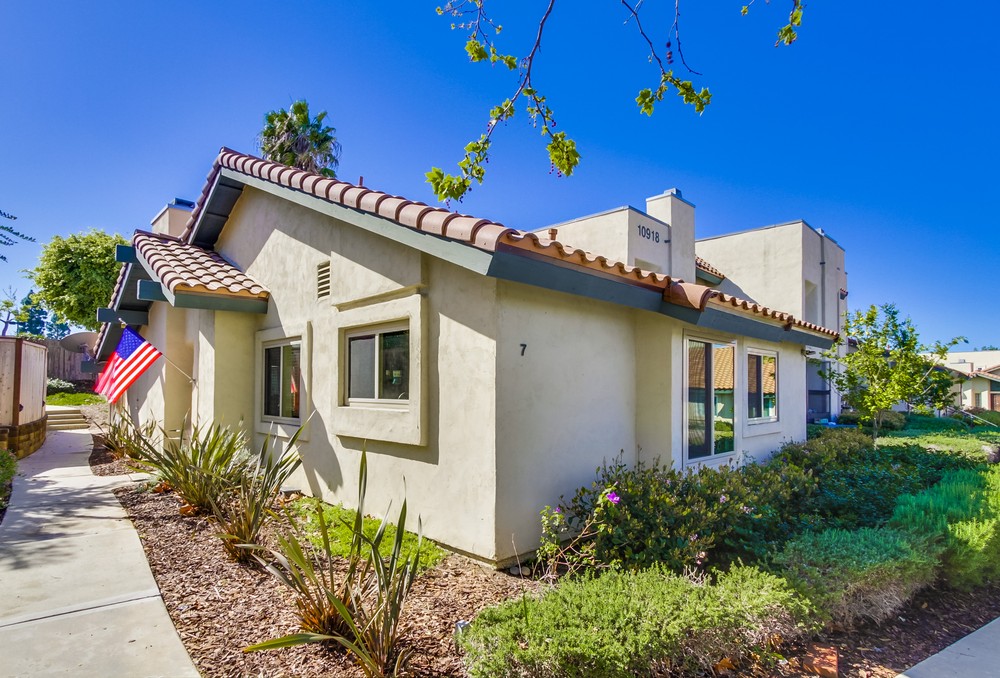 Virtual tour photo 4 of 33 for 10918 Black Mountain Rd #7