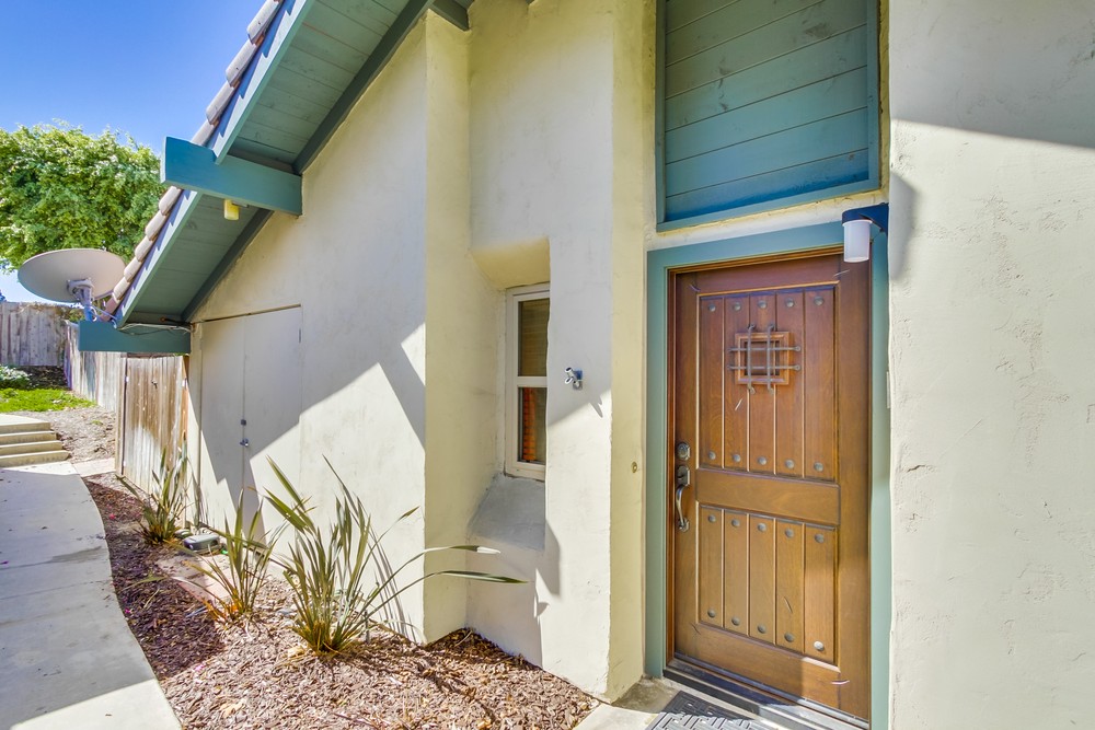 Virtual tour photo 5 of 33 for 10918 Black Mountain Rd #7