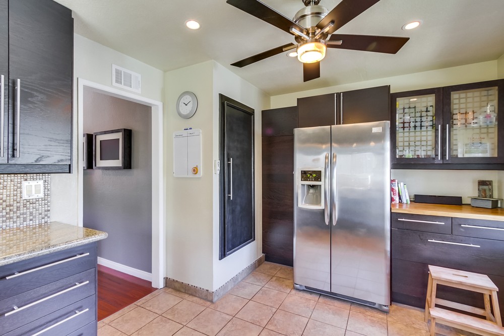 Virtual tour photo 18 of 33 for 10918 Black Mountain Rd #7