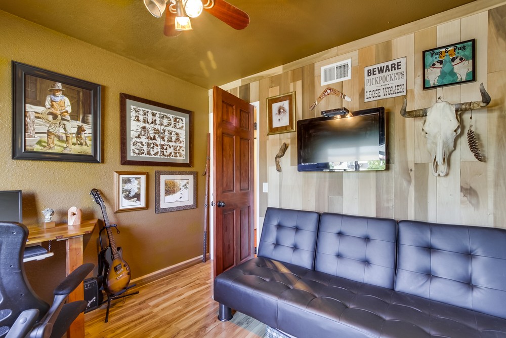 Virtual tour photo 25 of 33 for 10918 Black Mountain Rd #7