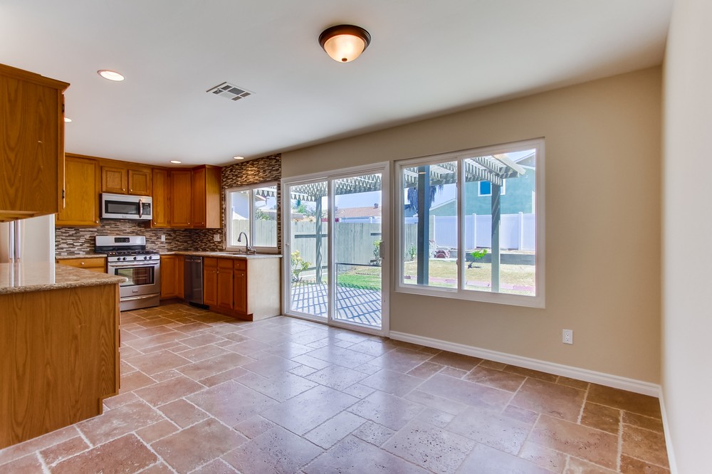 Virtual tour photo 10 of 30 for 10919 Bali Lane