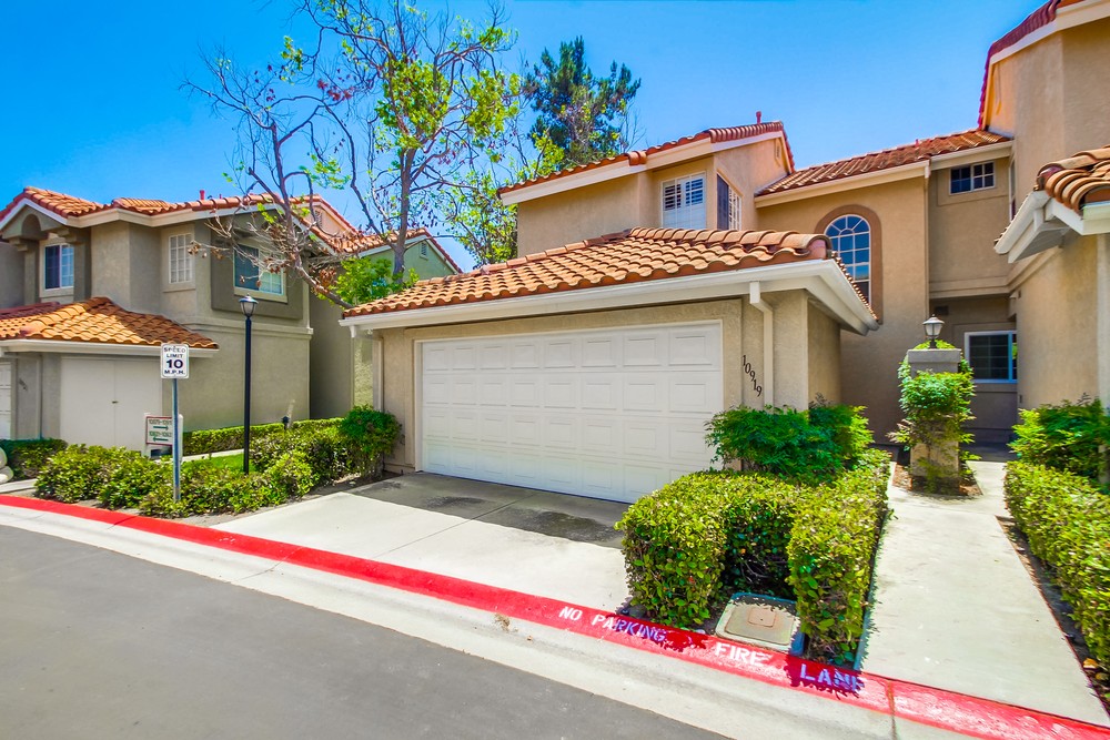 Virtual tour photo 1 of 49 for 10919 Creekbridge Pl