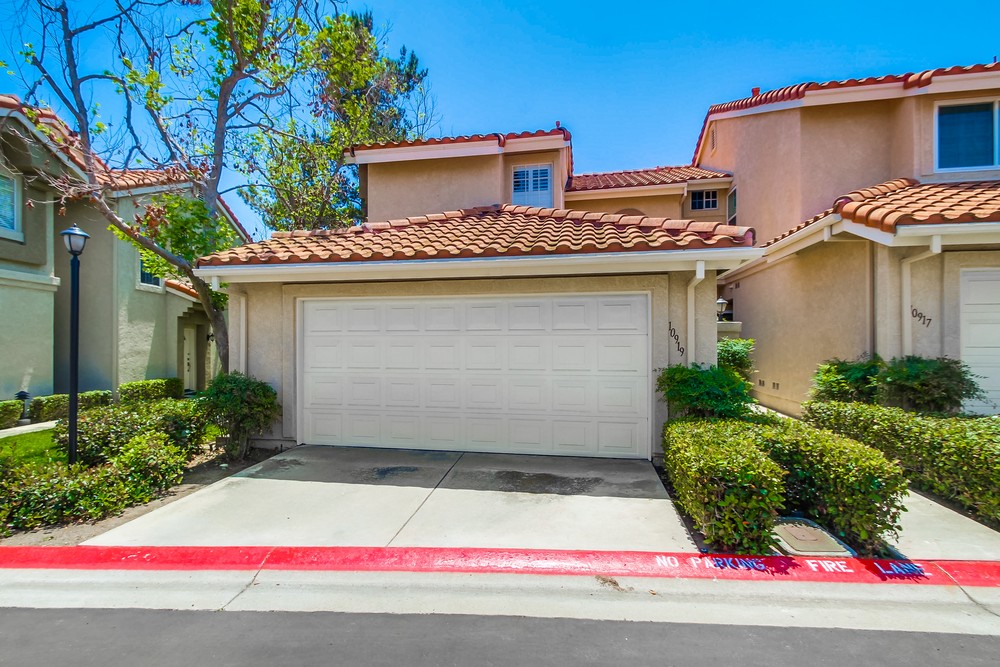 Virtual tour photo 3 of 49 for 10919 Creekbridge Pl
