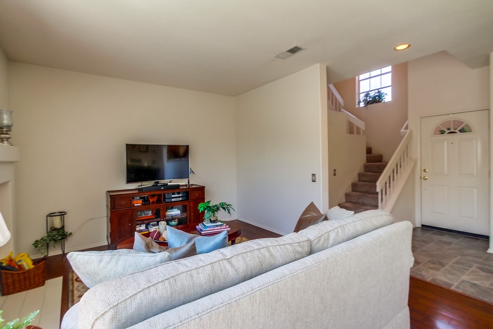 Virtual tour photo 6 of 49 for 10919 Creekbridge Pl