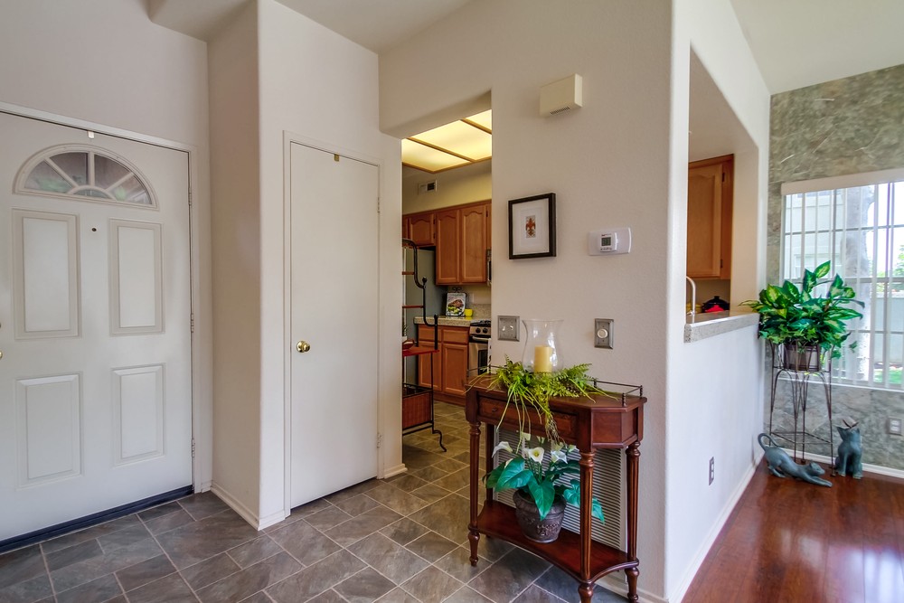 Virtual tour photo 11 of 49 for 10919 Creekbridge Pl