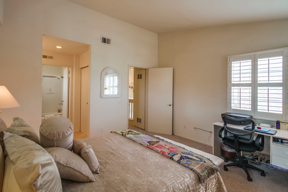 Virtual tour photo 30 of 49 for 10919 Creekbridge Pl