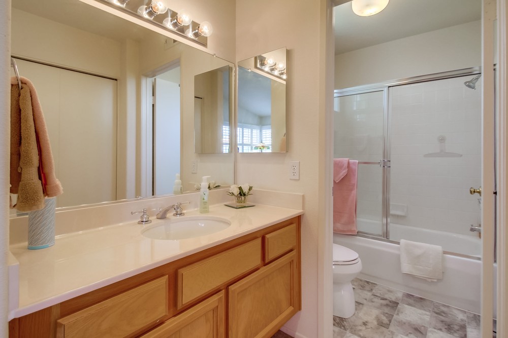 Virtual tour photo 31 of 49 for 10919 Creekbridge Pl