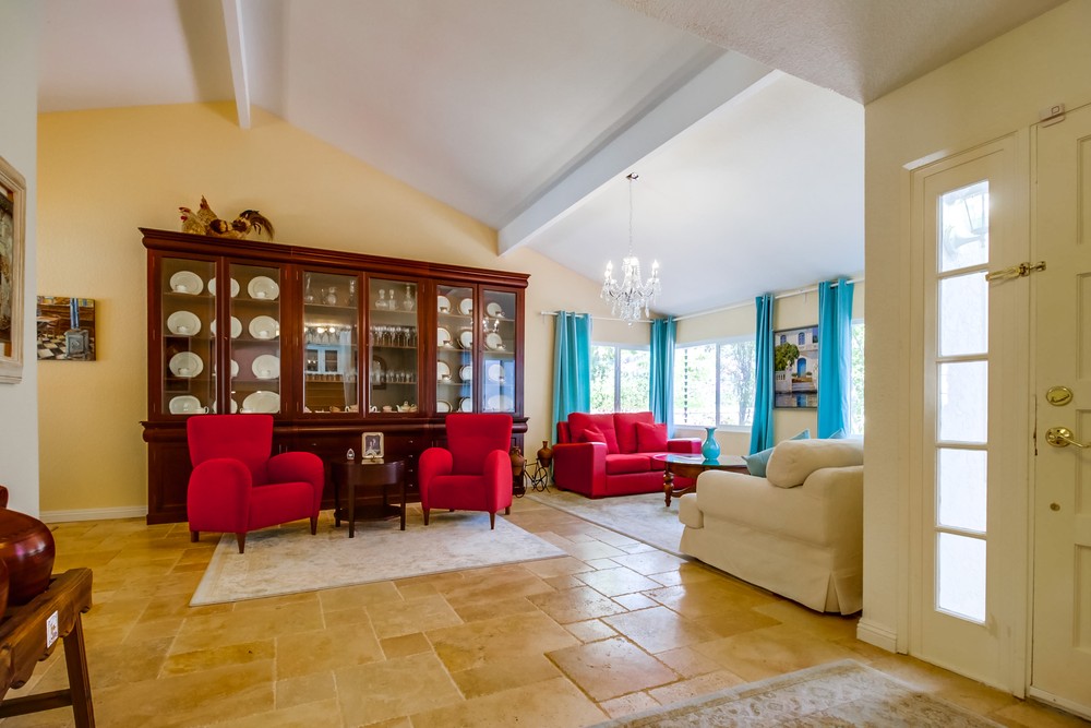 Virtual tour photo 7 of 60 for 10922 Riesling Dr