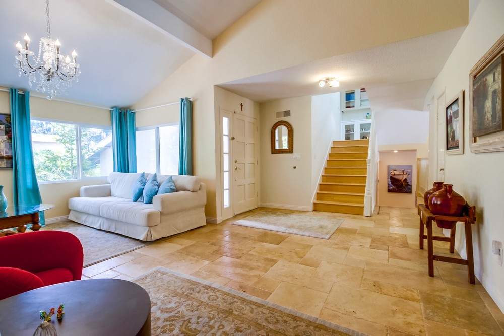 Virtual tour photo 13 of 60 for 10922 Riesling Dr