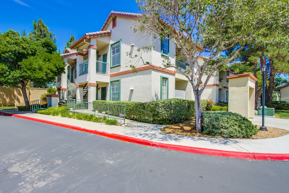 Virtual tour photo 4 of 34 for 10925 Sabre Hill Dr UNIT 378