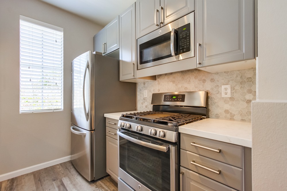 Virtual tour photo 15 of 34 for 10925 Sabre Hill Dr UNIT 378