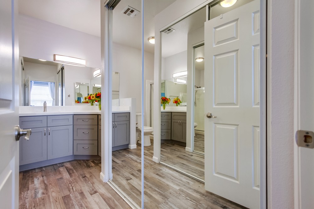 Virtual tour photo 21 of 34 for 10925 Sabre Hill Dr UNIT 378