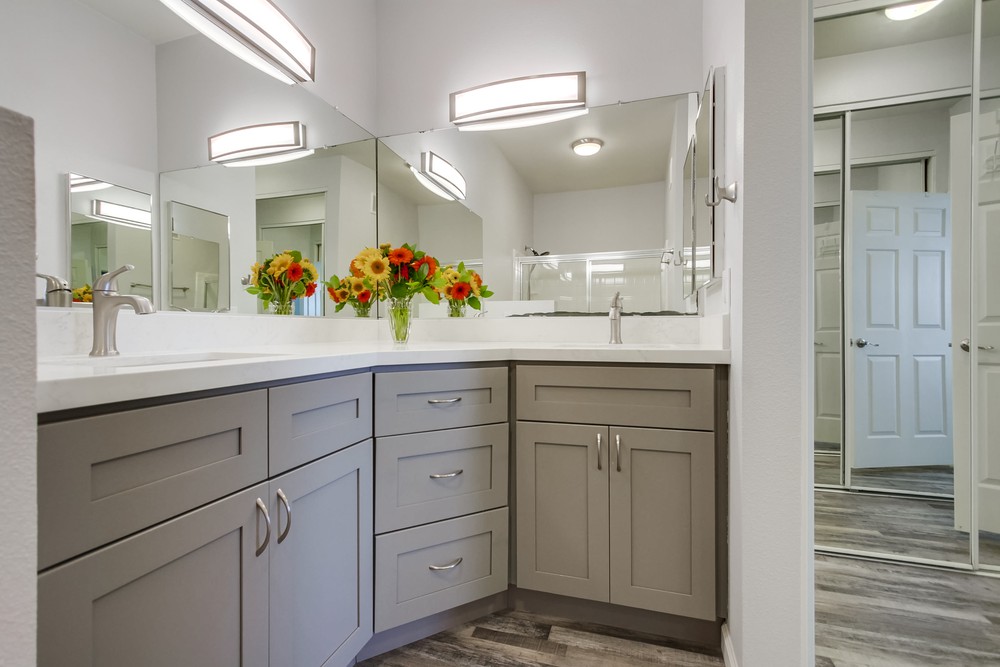 Virtual tour photo 25 of 34 for 10925 Sabre Hill Dr UNIT 378