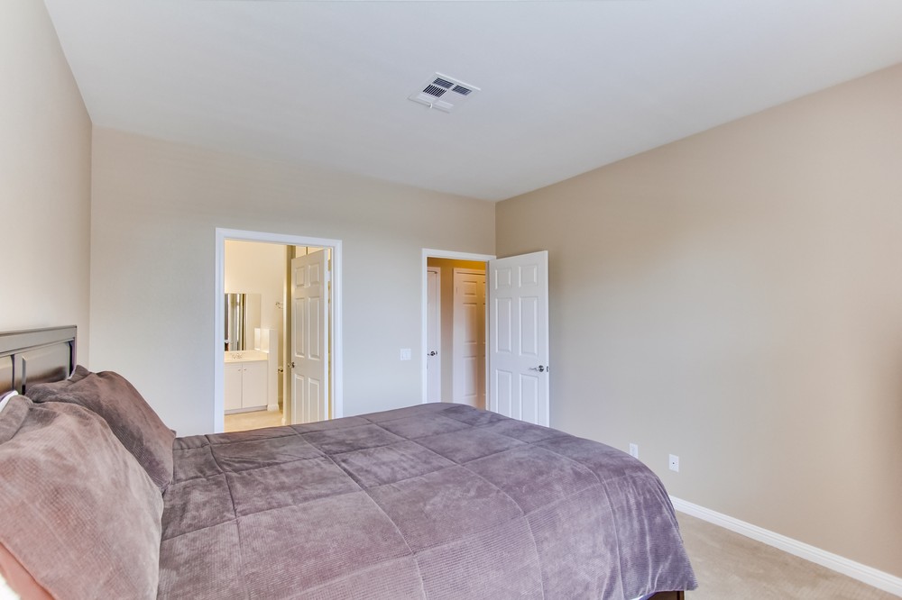 Virtual tour photo 18 of 31 for 10925 Sabre Hill Drive #384