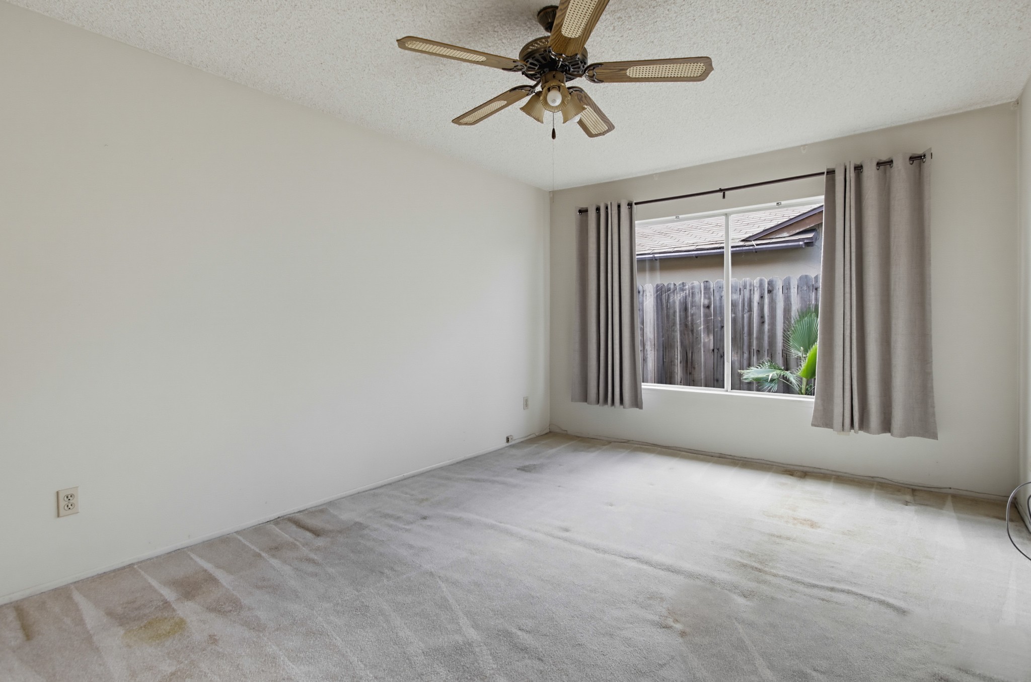 Virtual tour photo 19 of 41 for 10940 Jeffrey Ct