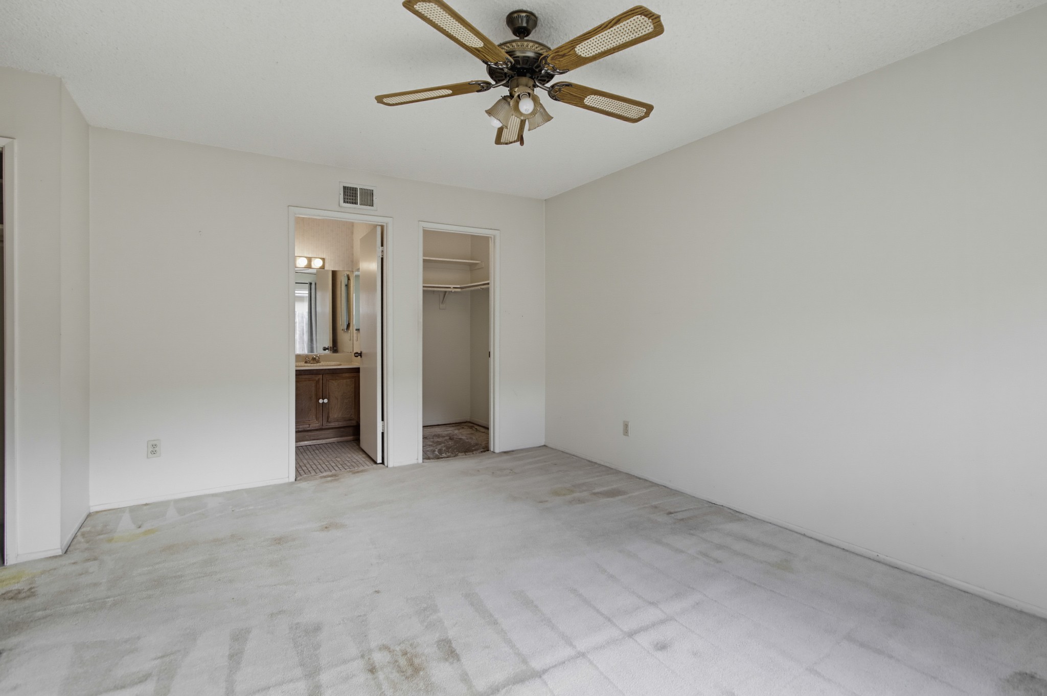 Virtual tour photo 22 of 41 for 10940 Jeffrey Ct