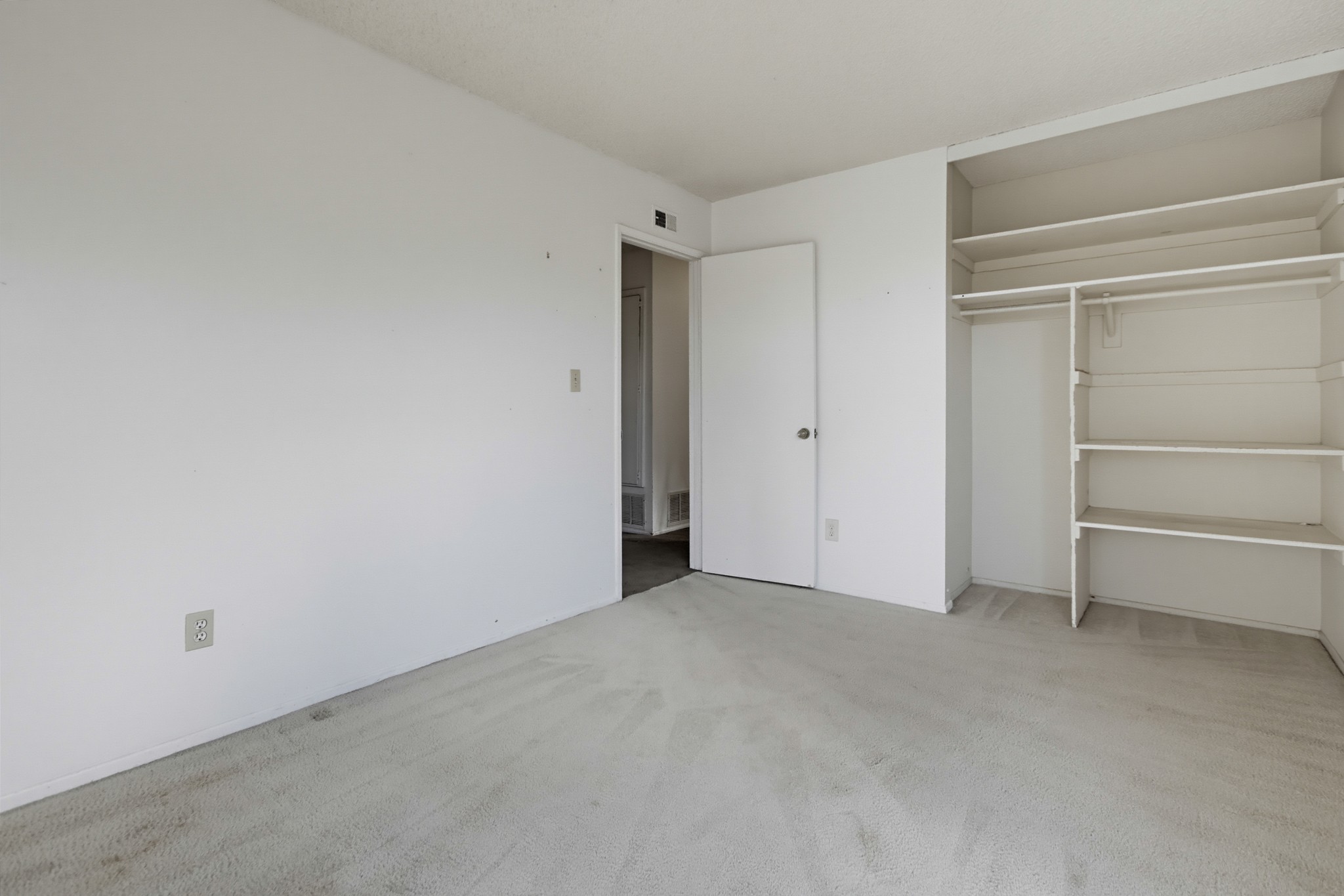 Virtual tour photo 30 of 41 for 10940 Jeffrey Ct