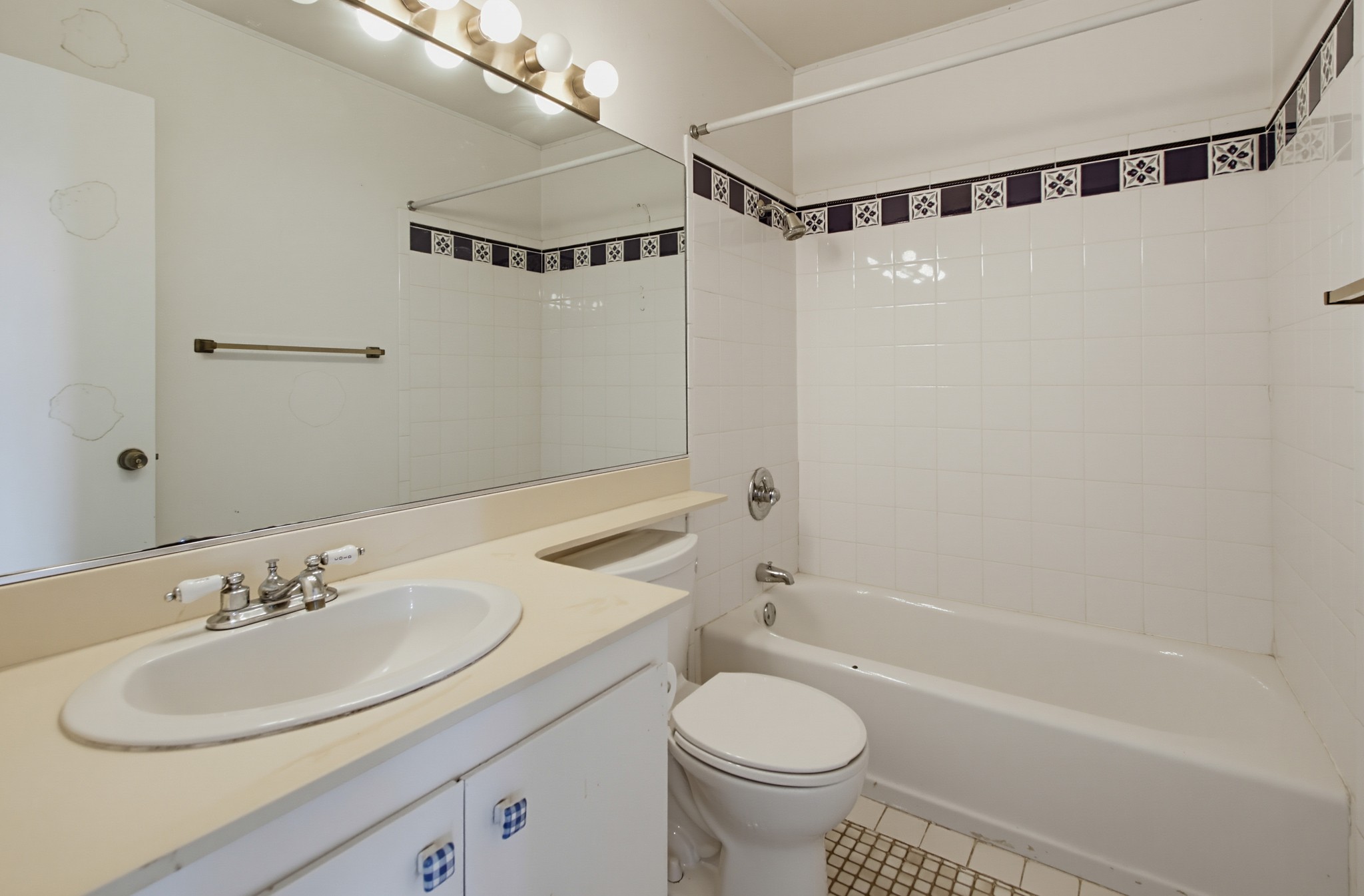 Virtual tour photo 31 of 41 for 10940 Jeffrey Ct