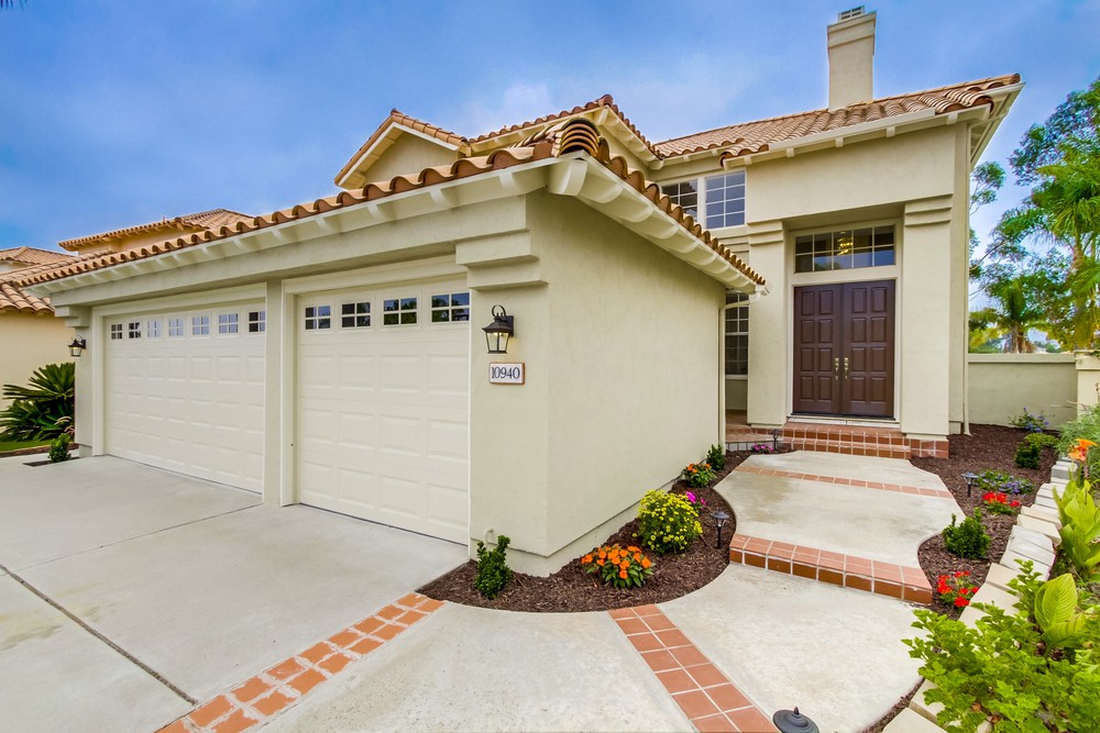 Virtual tour photo 3 of 49 for 10940 Patina Ct
