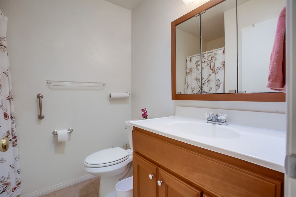 Virtual tour photo 22 of 49 for 10940 Via Abaca
