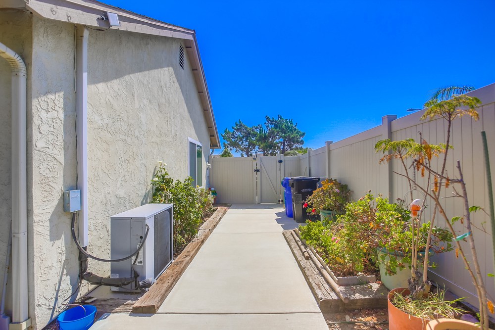 Virtual tour photo 43 of 49 for 10940 Via Abaca