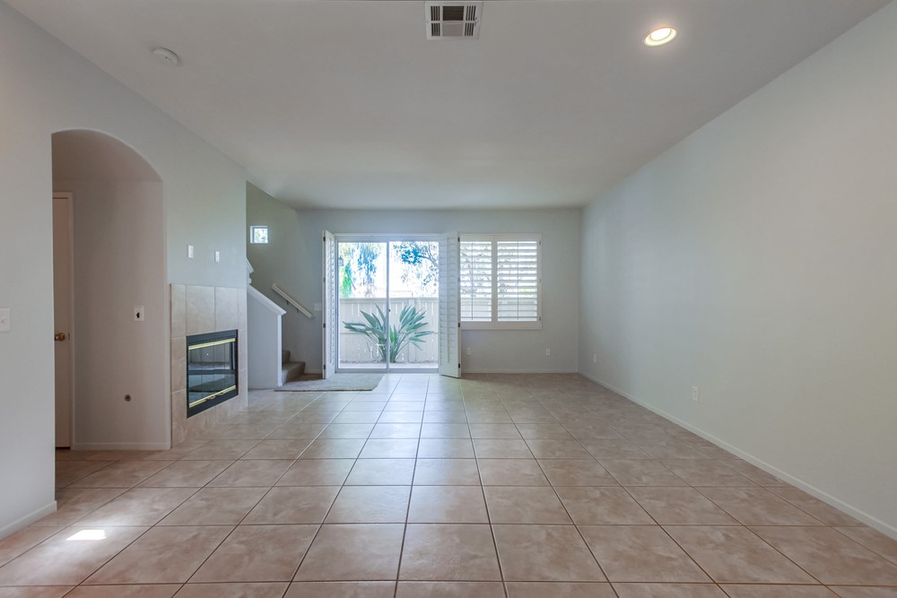 Virtual tour photo 9 of 52 for 10944 Ivy Hill Dr UNIT 4