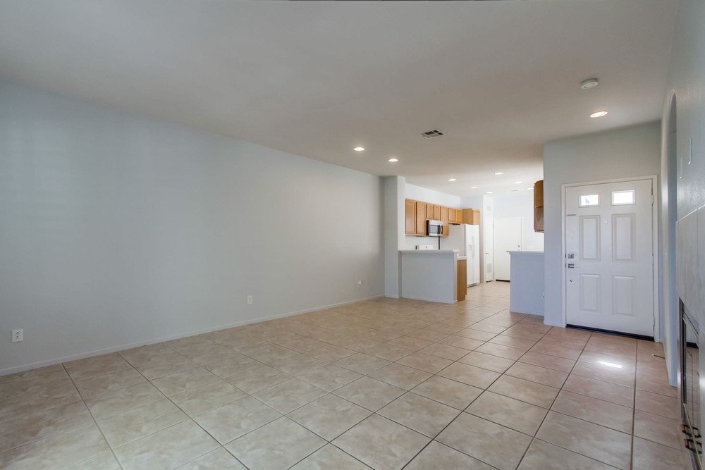 Virtual tour photo 13 of 52 for 10944 Ivy Hill Dr UNIT 4