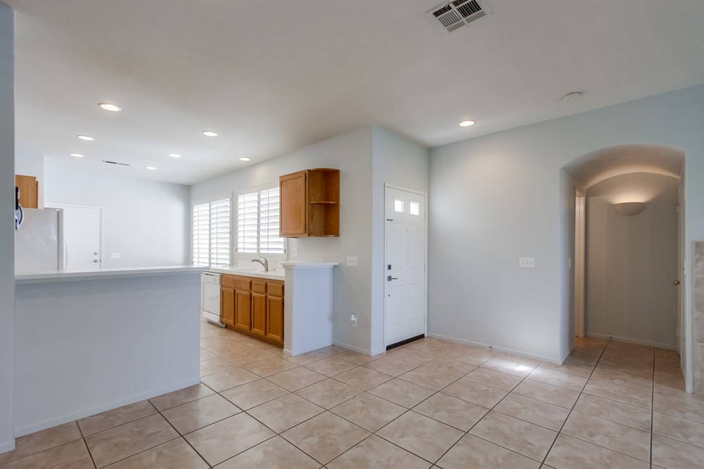 Virtual tour photo 14 of 52 for 10944 Ivy Hill Dr UNIT 4
