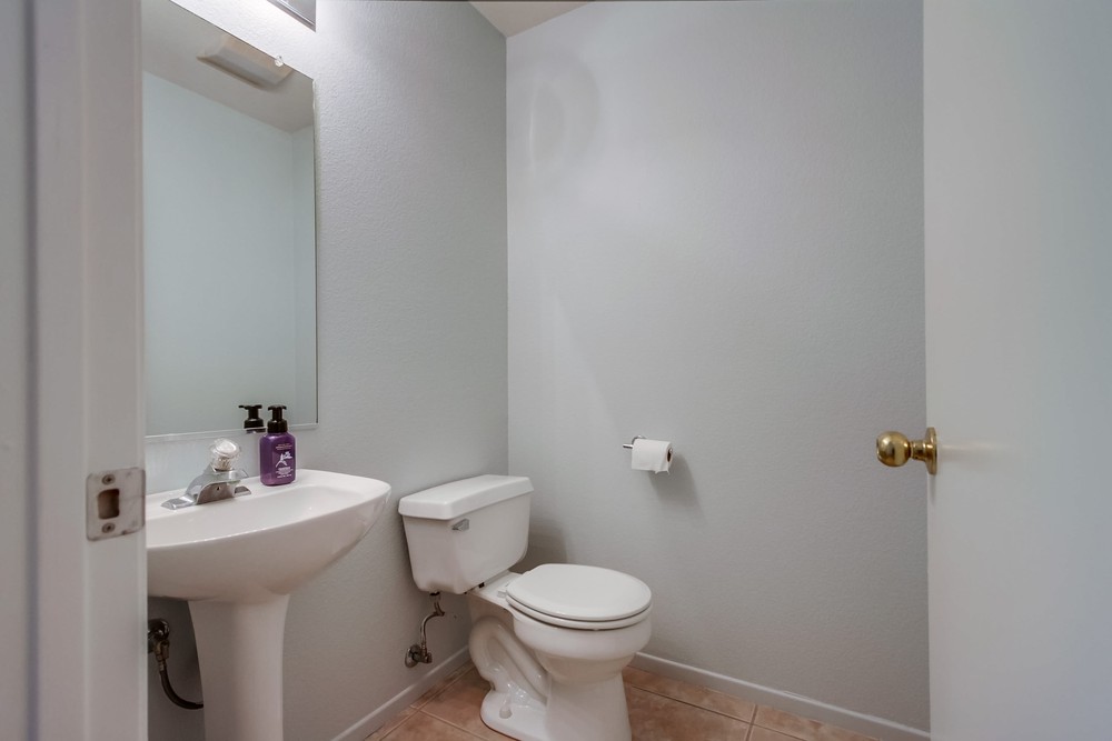 Virtual tour photo 22 of 52 for 10944 Ivy Hill Dr UNIT 4