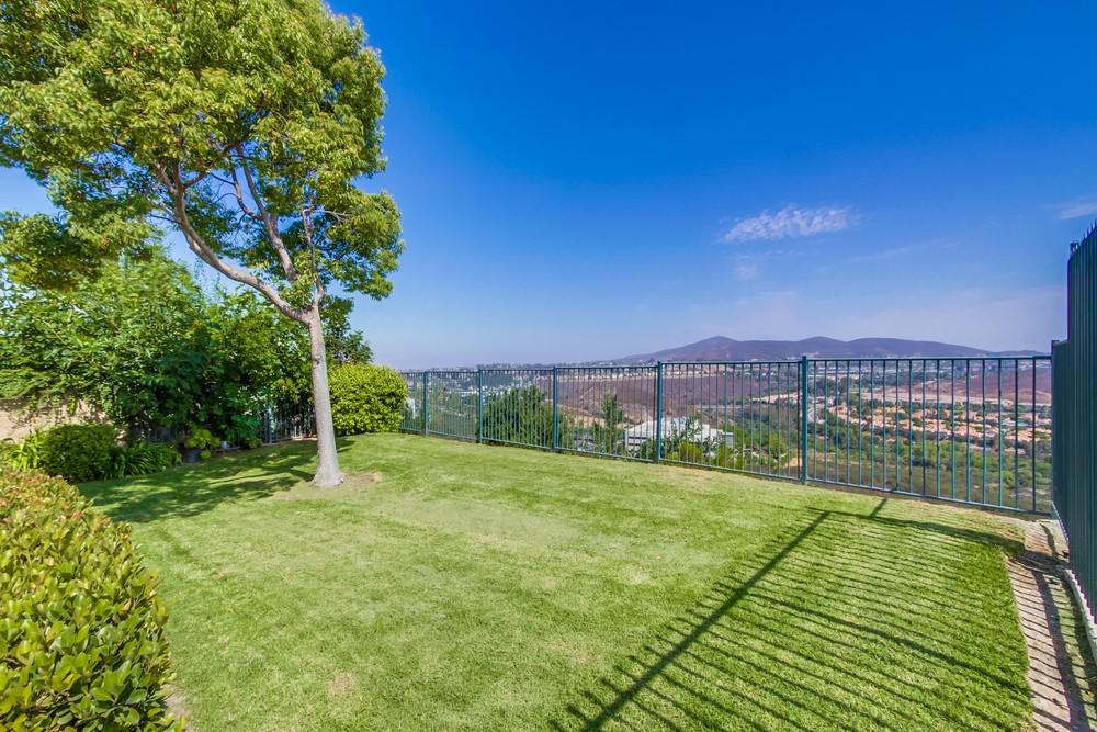 Virtual tour photo 49 of 52 for 10944 Ivy Hill Dr UNIT 4