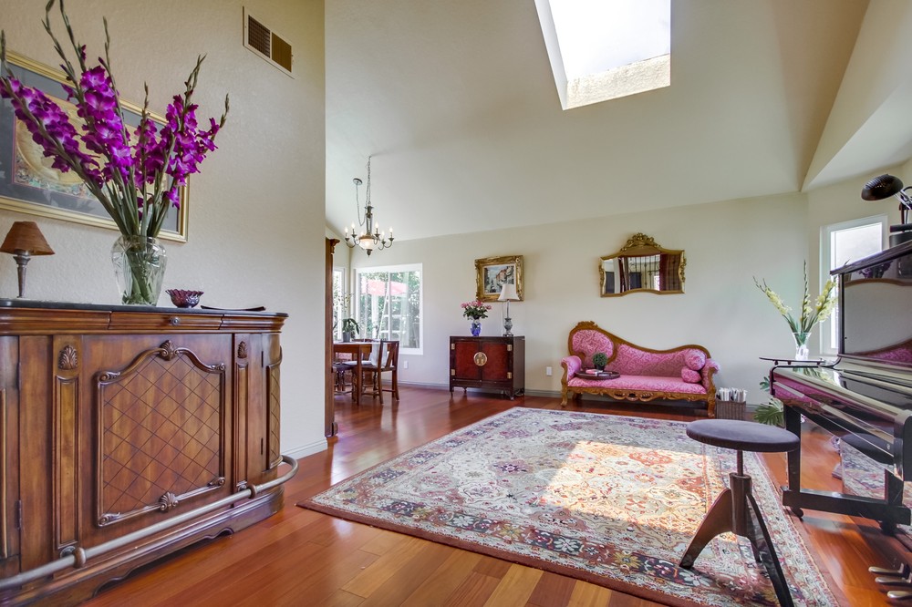 Virtual tour photo 6 of 43 for 10945 Elderwood Road