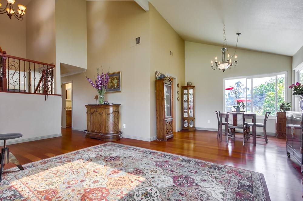 Virtual tour photo 8 of 43 for 10945 Elderwood Road