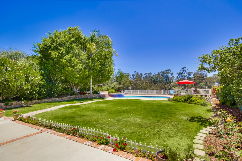 Virtual tour photo 31 of 43 for 10945 Elderwood Road