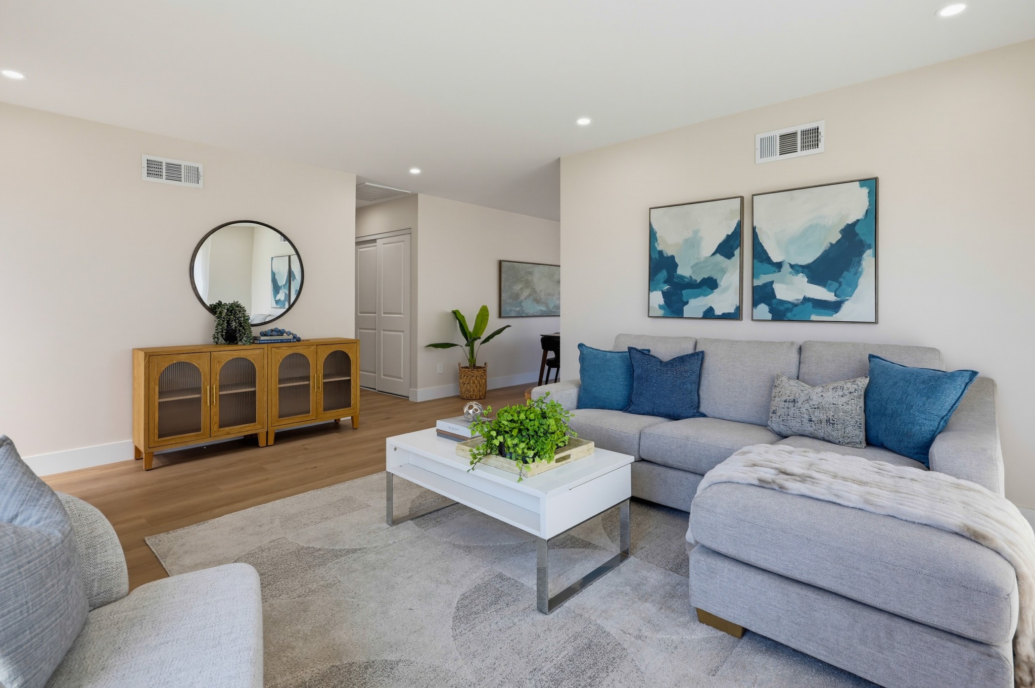 Virtual tour photo 9 of 58 for 10945 Janice Ct